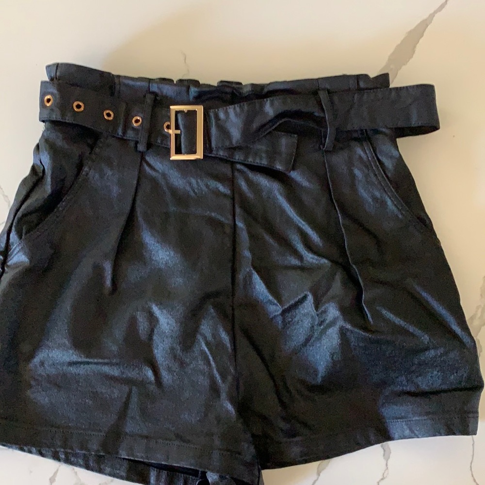 Faux leather black shorts with belt